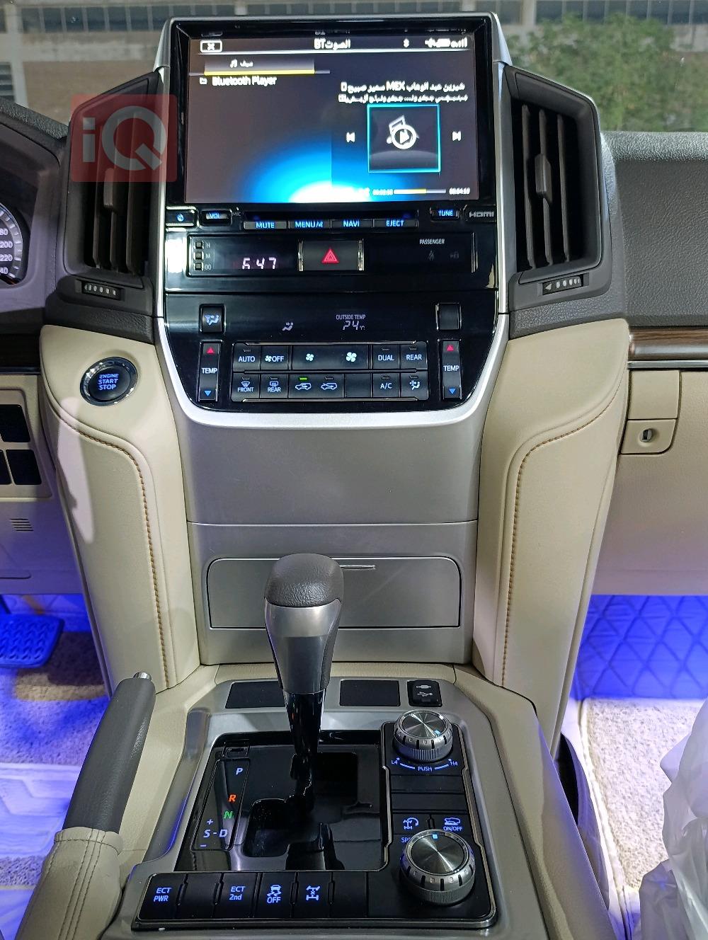 تويوتا لاندكروزر